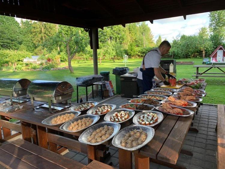 Linnamehe Puhkekeskus Kuiaru Exterior foto